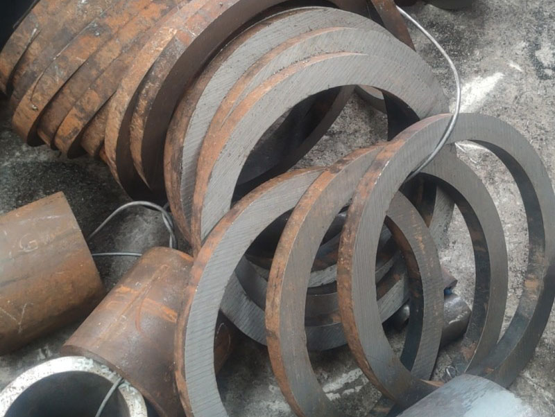 新乡42CrMo无缝钢管切割